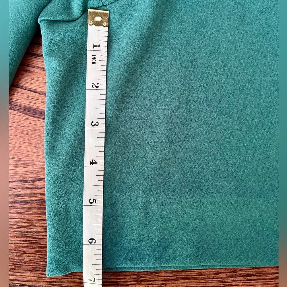 Calvin Klein Sleeveless V-neck Meadow Green Stretch Romper Shorts - Picture 7 of 11